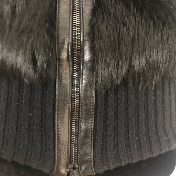Fur vest - Picture 4 of 8